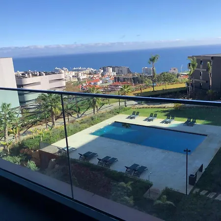 Heaven And Sea In Madeira * Φουνκάλ